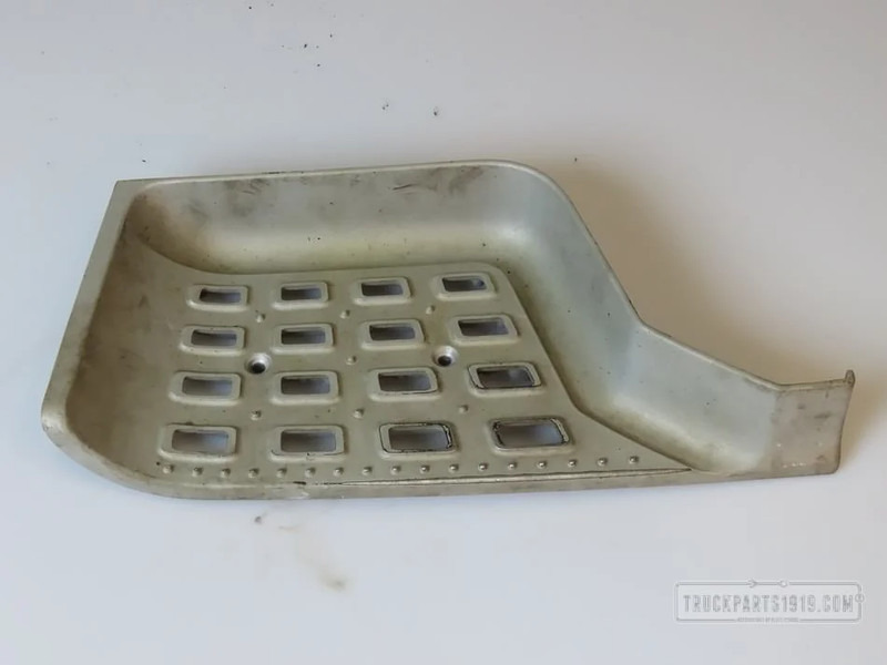 DAF Body & Chassis Parts Opstap trede DAF XF 106 - Кузов и экстерьер для Грузовиков: фото 1 DAF Body & Chassis Parts Opstap trede DAF XF 106 - Кузов и экстерьер для Грузовиков: фото 1