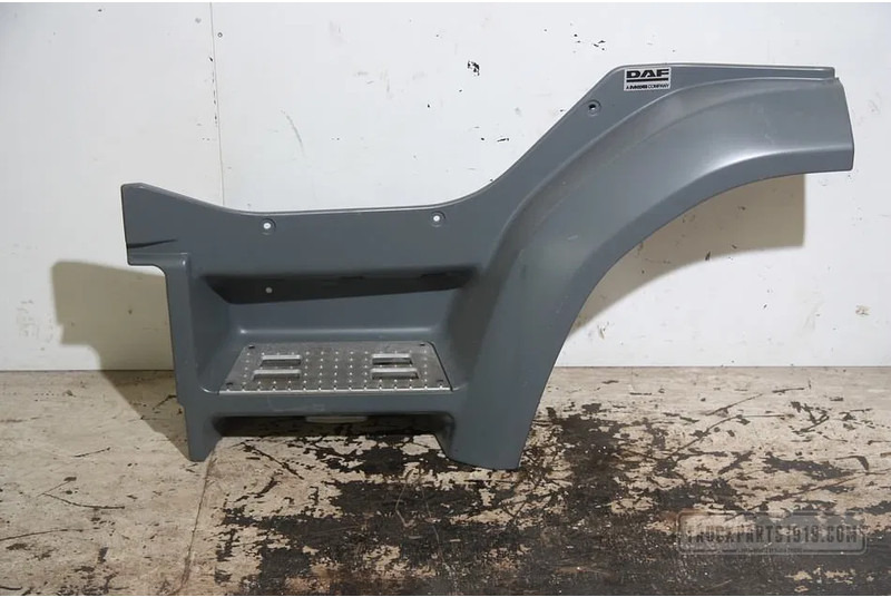 DAF CF 65 Body & Chassis Parts Opstapbak DAF CF65 & CF75 LV - Боковая подножка для Грузовиков: фото 1