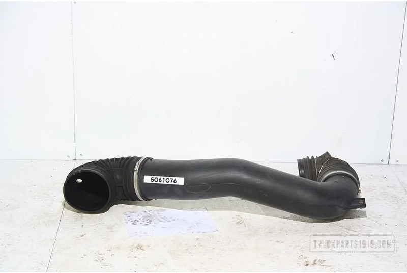 DAF Engines & Parts DAF XF Luchtinlaatpijp - Двигатель и запчасти для Грузовиков: фото 1 DAF Engines & Parts DAF XF Luchtinlaatpijp - Двигатель и запчасти для Грузовиков: фото 1