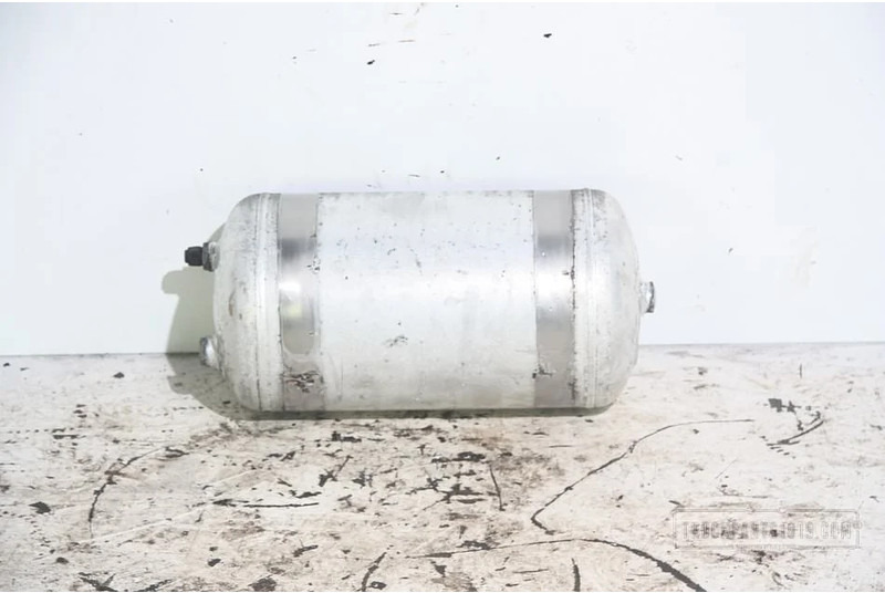 Iveco Compressed Air System Iveco Luchtketel Used - Детали тормозной системы для Грузовиков: фото 1 Iveco Compressed Air System Iveco Luchtketel Used - Детали тормозной системы для Грузовиков: фото 1