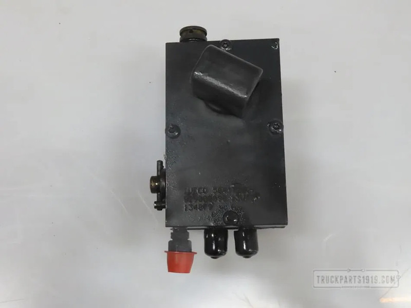 Iveco Hydraulic System Kantelpomp Iveco - Гидравлика для Грузовиков: фото 1 Iveco Hydraulic System Kantelpomp Iveco - Гидравлика для Грузовиков: фото 1