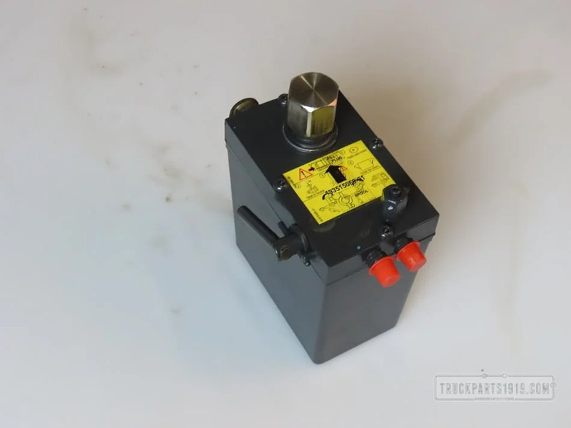 Iveco Hydraulic System Kantelpomp Iveco - Гидравлика для Грузовиков: фото 1 Iveco Hydraulic System Kantelpomp Iveco - Гидравлика для Грузовиков: фото 1
