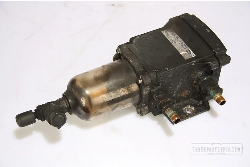 MAN Fuel System Brandstof voorfilter - Топливная система для Фургонов: фото 1 MAN Fuel System Brandstof voorfilter - Топливная система для Фургонов: фото 1