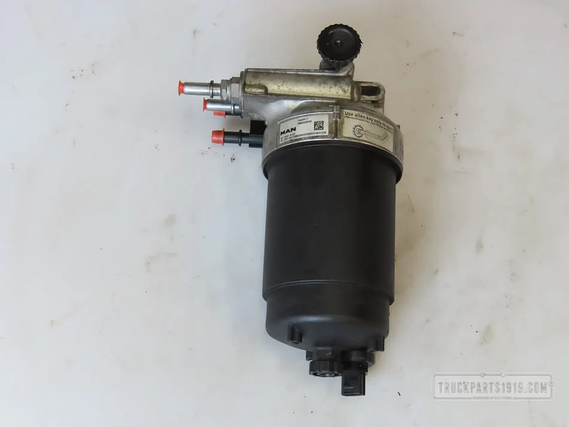 MAN Fuel System Brandstoffilterhuis - Топливная система для Фургонов: фото 1 MAN Fuel System Brandstoffilterhuis - Топливная система для Фургонов: фото 1
