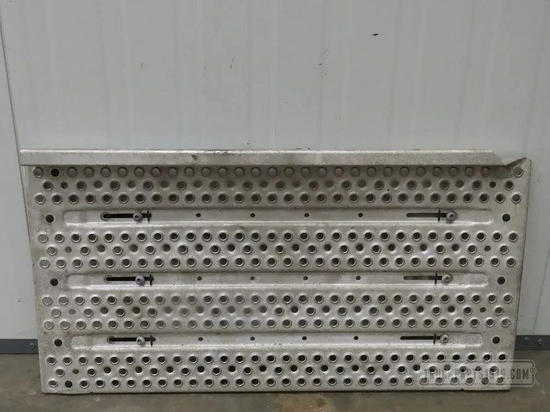 Mercedes-Benz Body & Chassis Parts Bordes MP4 - Кузов и экстерьер для Грузовиков: фото 1