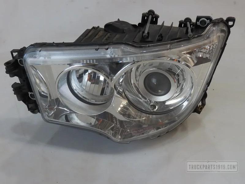 Mercedes-Benz MB Lighting Koplamp Li. MP4 - Передняя фара для Грузовиков: фото 1 Mercedes-Benz MB Lighting Koplamp Li. MP4 - Передняя фара для Грузовиков: фото 1