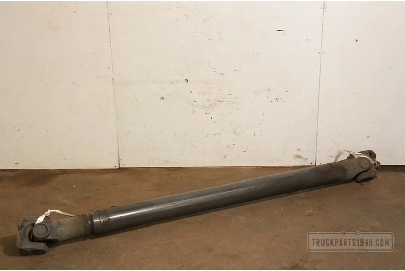 Renault Axle & Steering Parts Aandrijfas Renault WB3.9 - Приводный вал для Грузовиков: фото 1 Renault Axle & Steering Parts Aandrijfas Renault WB3.9 - Приводный вал для Грузовиков: фото 1