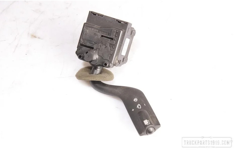 Renault Electrical System Ruitenwisser schakelaar Renaul - Подрулевой переключатель для Грузовиков: фото 1 Renault Electrical System Ruitenwisser schakelaar Renaul - Подрулевой переключатель для Грузовиков: фото 1