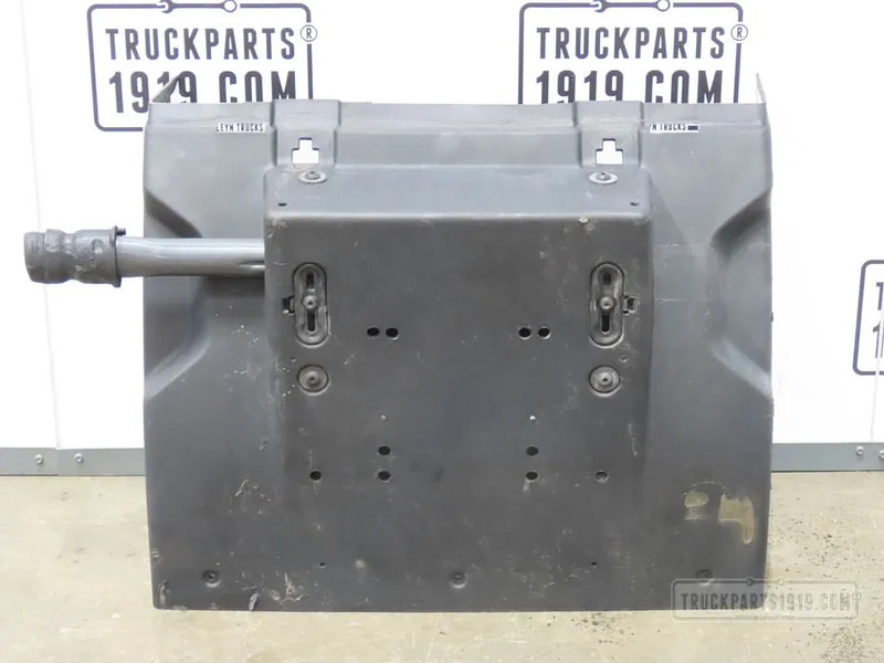 Volvo Body & Chassis Parts Spatbord achter Li. voor Volvo - Кузов и экстерьер для Грузовиков: фото 1