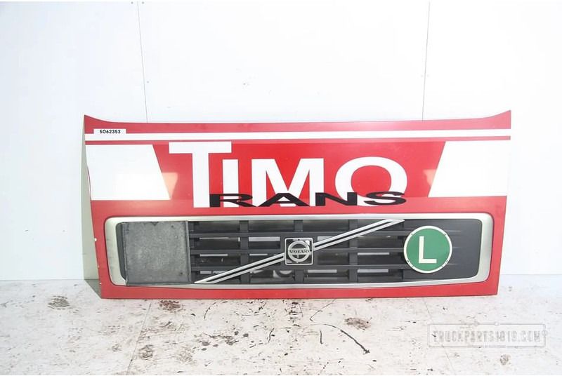 Volvo Body & Chassis Parts Volvo FH2 Boven Grille Used - Решётка радиатора для Грузовиков: фото 1