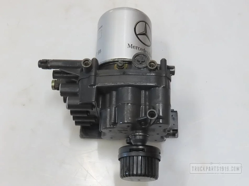 Mercedes-Benz Compressed Air System Luchtdroger unit MP4 - Запчасти для Грузовиков: фото 1