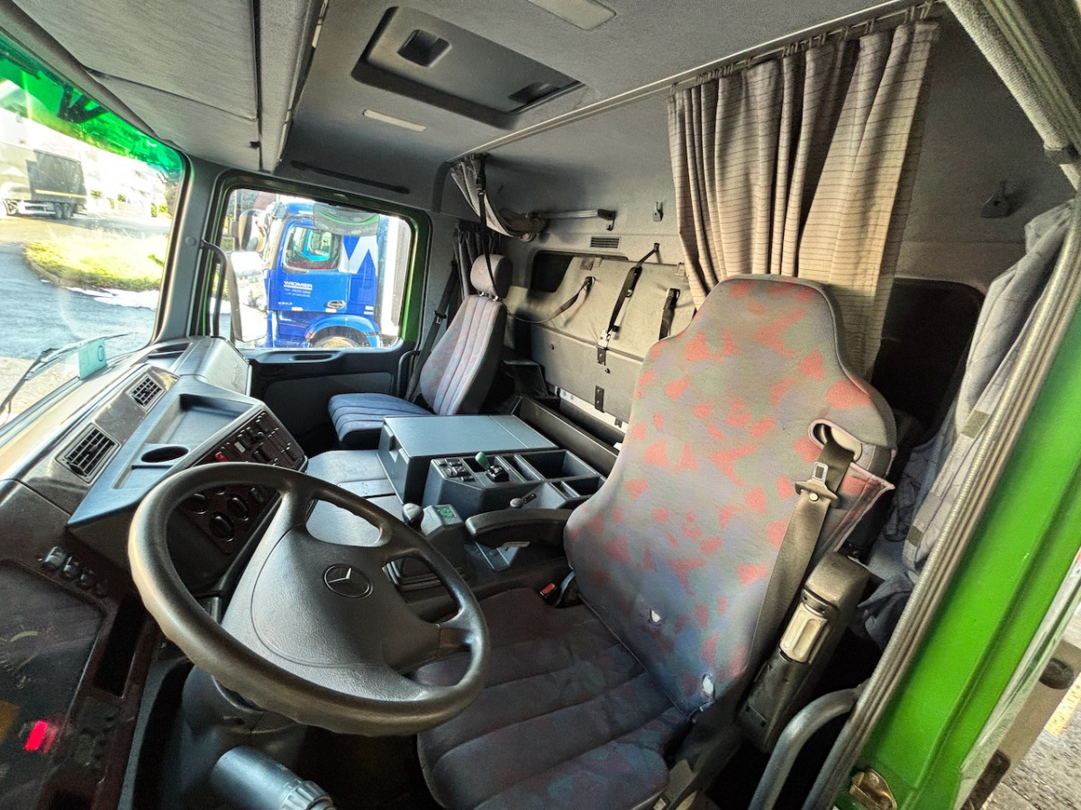 MERCEDES Actros 1848 4x4 - Самосвал: фото 5 MERCEDES Actros 1848 4x4 - Самосвал: фото 5