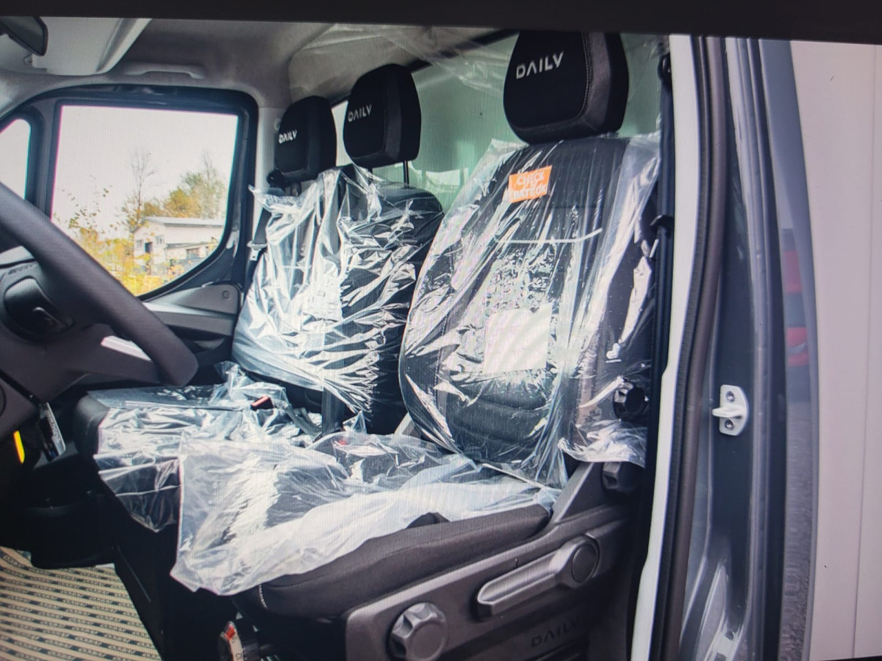 Iveco Daily 180 35S18 LBW BÃR - Фургон с закрытым кузовом: фото 5 Iveco Daily 180 35S18 LBW BÃR - Фургон с закрытым кузовом: фото 5
