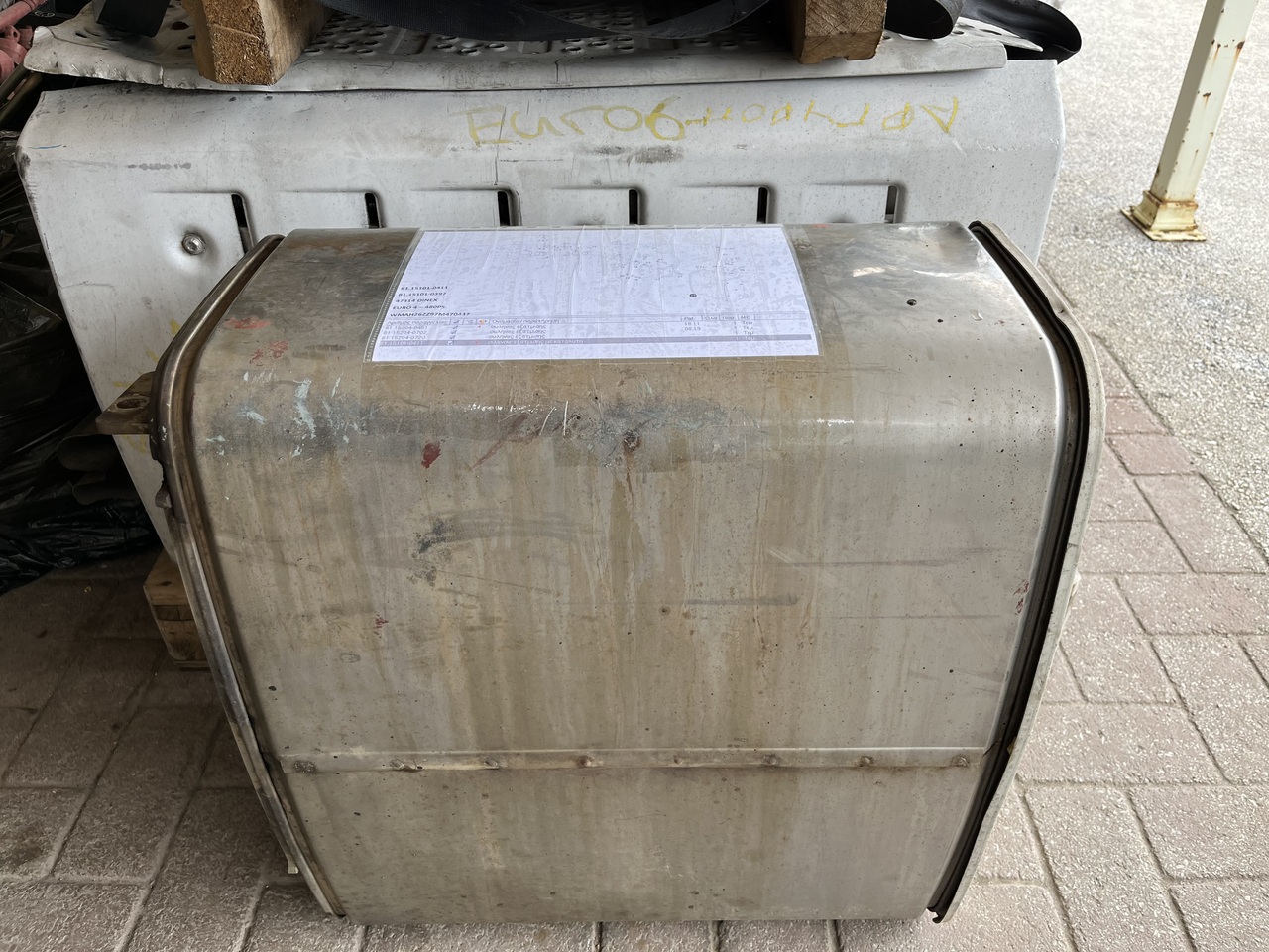 EXHAUST SILENCER WITH CATALYTIC CONVERTER MAN TGA - Выхлопная система для Грузовиков: фото 1