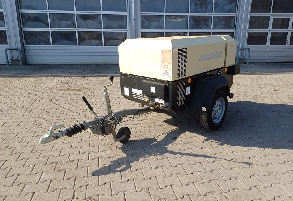 Doosan 741 - Воздушный компрессор: фото 1
