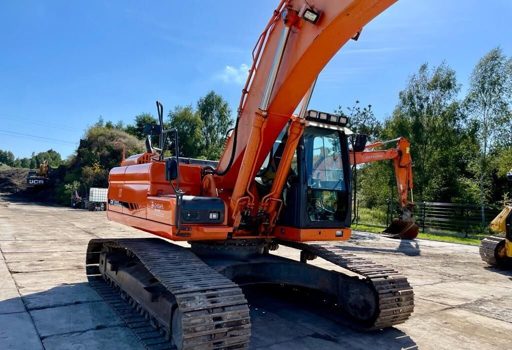 Doosan DX255LC-3 - Гусеничный экскаватор: фото 3 Doosan DX255LC-3 - Гусеничный экскаватор: фото 3