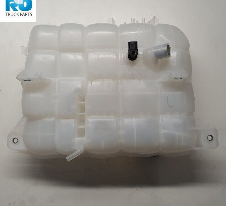 Volvo EXPANTIE TANK 22821826A Volvo FH4,RVI GAMA T D11K,D13K,DTI11,DTI truck - Расширительный бачок для Грузовиков: фото 1 Volvo EXPANTIE TANK 22821826A Volvo FH4,RVI GAMA T D11K,D13K,DTI11,DTI truck - Расширительный бачок для Грузовиков: фото 1