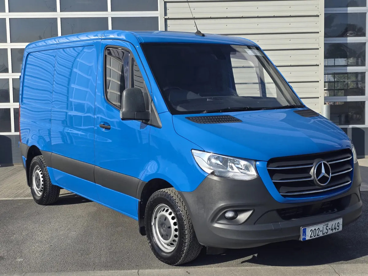 2020 MERCEDES SPRINTER MWB LOW ROOF 214 - Цельнометаллический фургон: фото 1 2020 MERCEDES SPRINTER MWB LOW ROOF 214 - Цельнометаллический фургон: фото 1