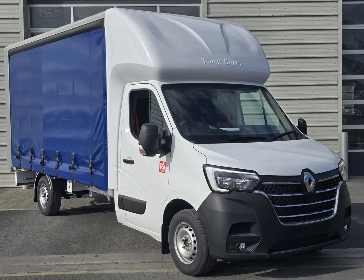 2024 Renault Master Curtain sider with tail lift - Тентованный фургон: фото 1 2024 Renault Master Curtain sider with tail lift - Тентованный фургон: фото 1
