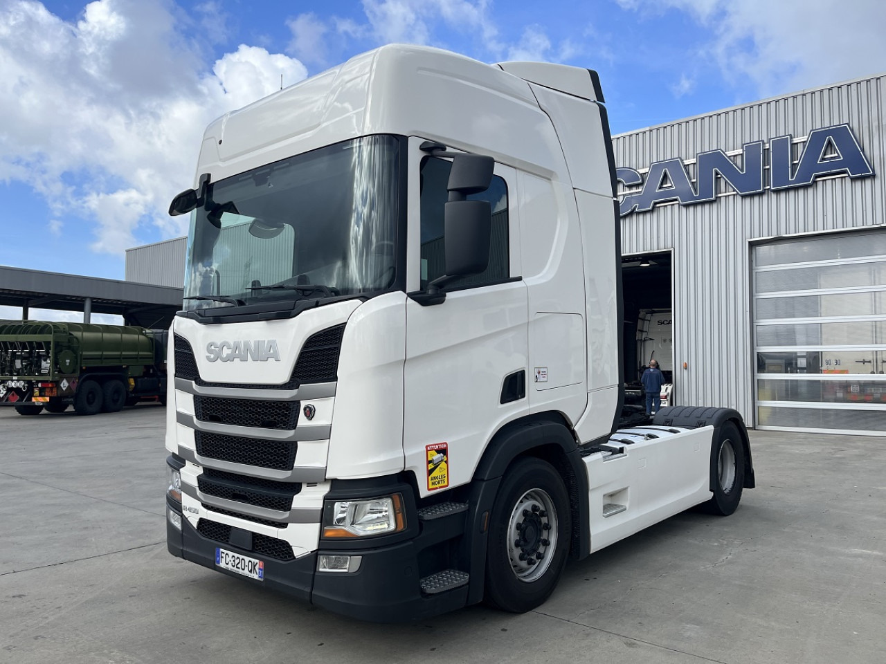 SCANIA R 450 A4x2NA - Тягач: фото 1 SCANIA R 450 A4x2NA - Тягач: фото 1