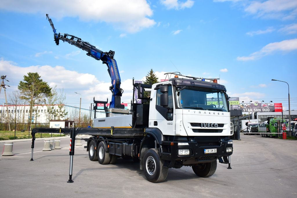 Iveco 6x6 TRAKKER PM 44025 BASKET FLY JIB cran - Автоманипулятор, Грузовик бортовой/ Платформа: фото 1 Iveco 6x6 TRAKKER PM 44025 BASKET FLY JIB cran - Автоманипулятор, Грузовик бортовой/ Платформа: фото 1