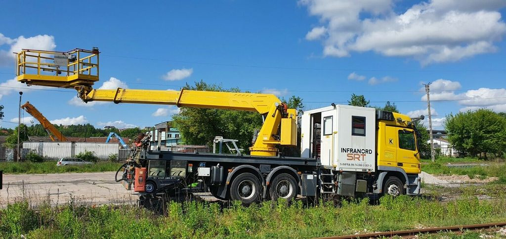Mercedes-Benz 3344 SRT SCHÖRLING Road Rail Railway Zweiweg .  - Грузовик с подъемником: фото 1
