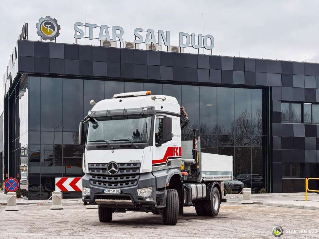 Mercedes-Benz AROCS 1851 4x4 PALFINGER PK 20002 Crane Kran - Автоманипулятор: фото 2 Mercedes-Benz AROCS 1851 4x4 PALFINGER PK 20002 Crane Kran - Автоманипулятор: фото 2