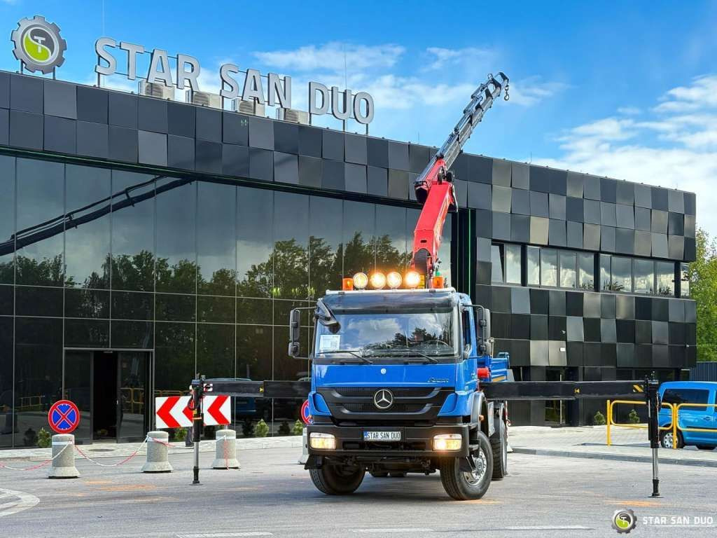 Mercedes-Benz AXOR 1833 4x4 Palfinger PK 22002 EH Crane Winch - Автоманипулятор: фото 3 Mercedes-Benz AXOR 1833 4x4 Palfinger PK 22002 EH Crane Winch - Автоманипулятор: фото 3