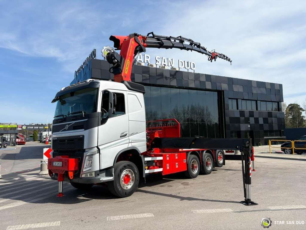 Volvo FH 500 8x4*4 PK65002 Fly JIB Crane 7456 h Winch - Тягач: фото 4 Volvo FH 500 8x4*4 PK65002 Fly JIB Crane 7456 h Winch - Тягач: фото 4