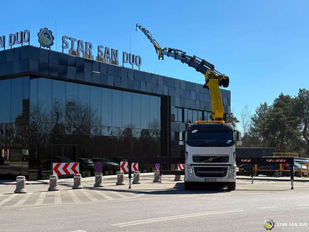 Volvo FH 520 8x4 HMF ODIN K6 EURO 5 FLY JIB Crane - Автоманипулятор: фото 2 Volvo FH 520 8x4 HMF ODIN K6 EURO 5 FLY JIB Crane - Автоманипулятор: фото 2