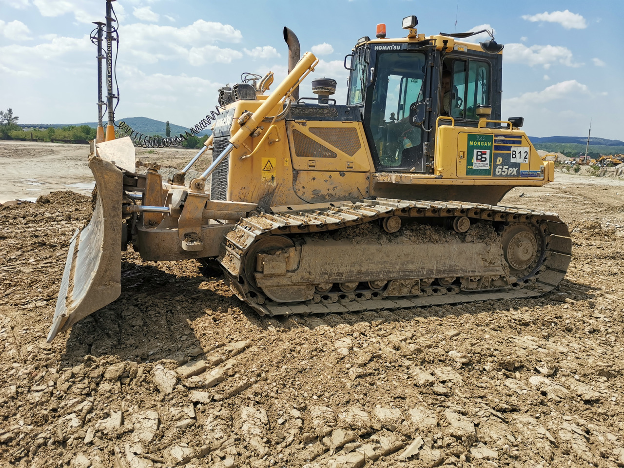 KOMATSU D65 PX 17 - Бульдозер: фото 1 KOMATSU D65 PX 17 - Бульдозер: фото 1