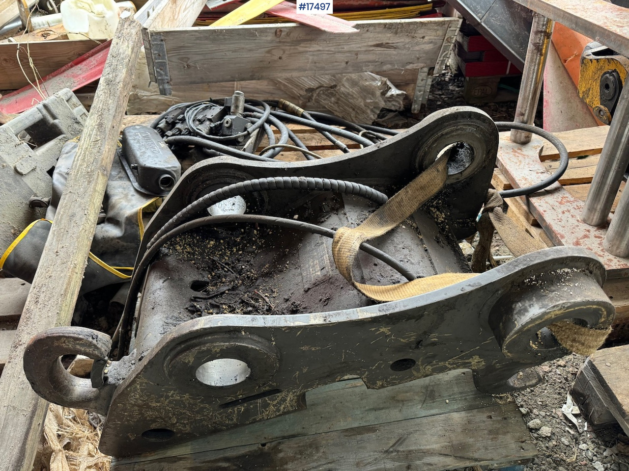 B20 Hurtigfeste - Сцепное устройство для Строительной техники: фото 1