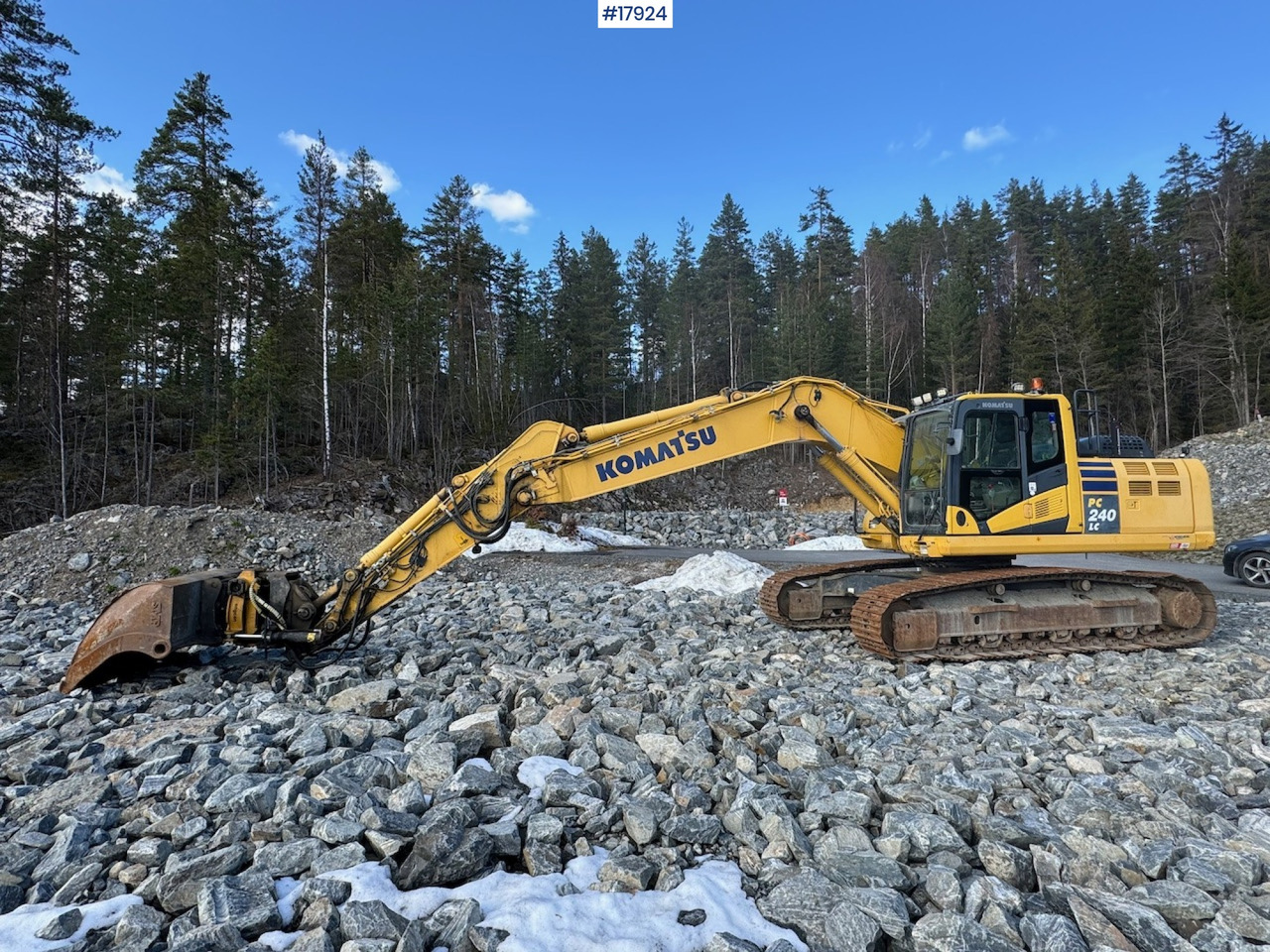 Komatsu PC240LC-10 - Экскаватор: фото 1 Komatsu PC240LC-10 - Экскаватор: фото 1