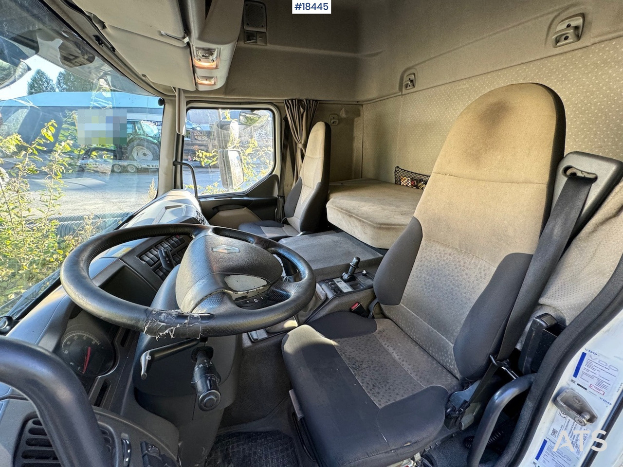 Renault Premium в лизинг Renault Premium: фото 26