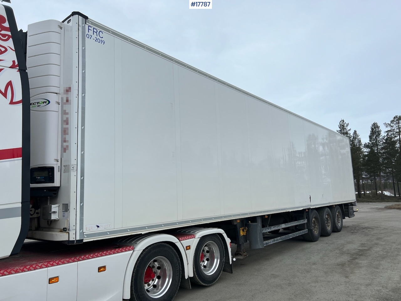 Schmitz Cargobull - Полуприцеп-рефрижератор: фото 1 Schmitz Cargobull - Полуприцеп-рефрижератор: фото 1