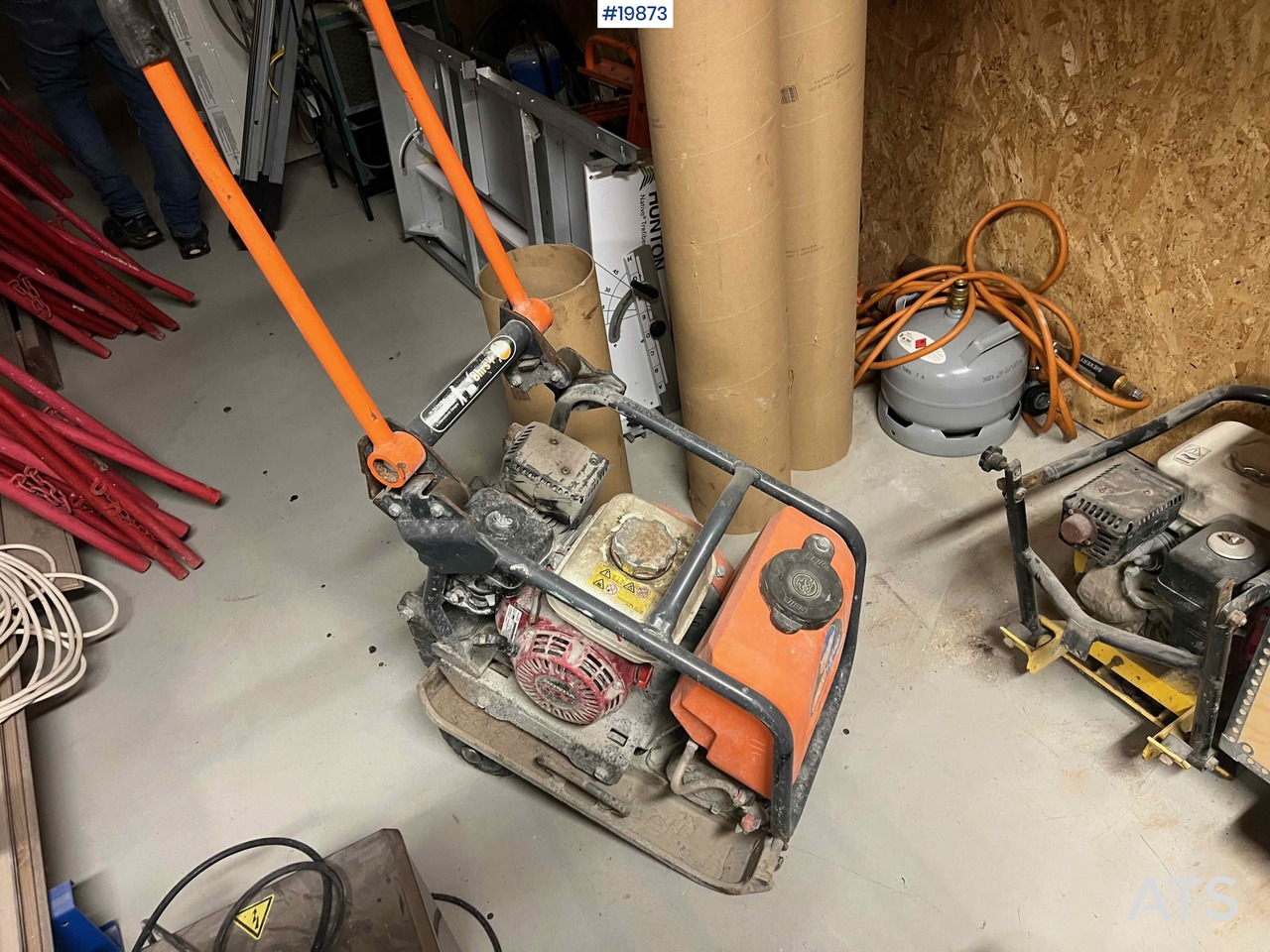 Belle kompremeringsplate - Строительная техника: фото 1 Belle kompremeringsplate - Строительная техника: фото 1