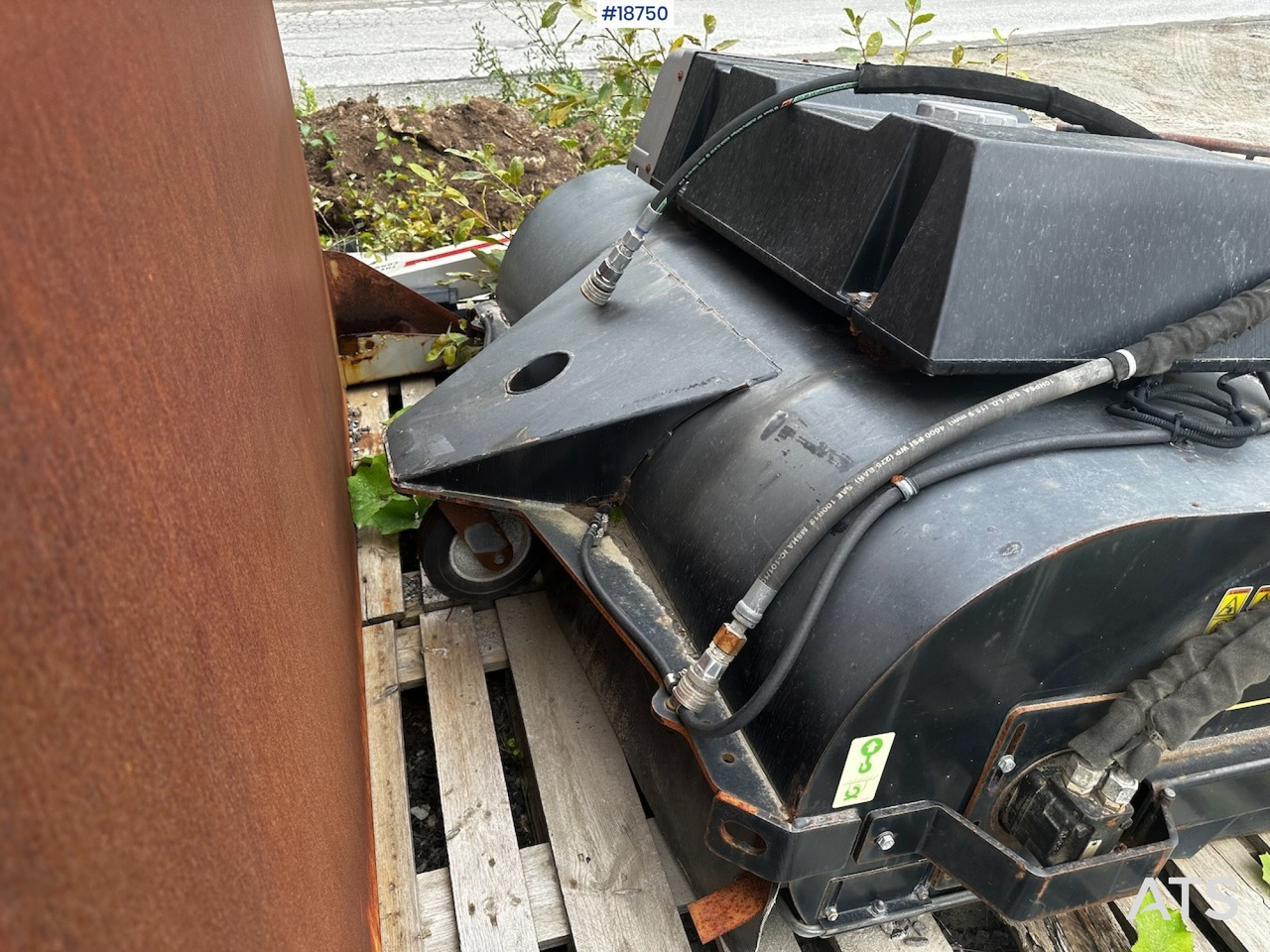 Caterpillar BP15B - Строительная техника: фото 1