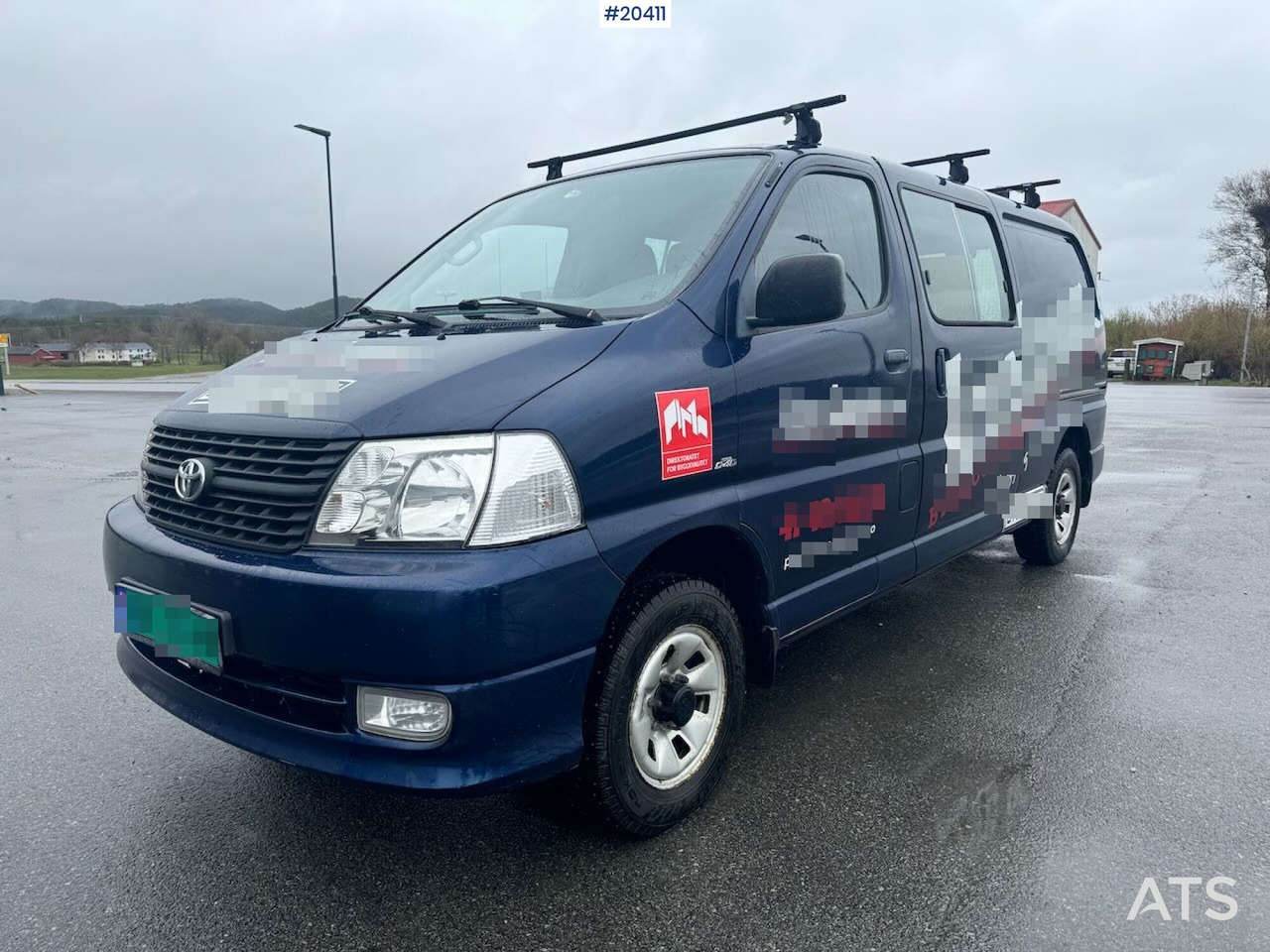 Toyota Hiace - Цельнометаллический фургон: фото 2 Toyota Hiace - Цельнометаллический фургон: фото 2