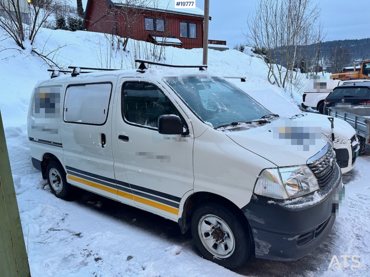 Toyota Hiace - Цельнометаллический фургон: фото 2 Toyota Hiace - Цельнометаллический фургон: фото 2