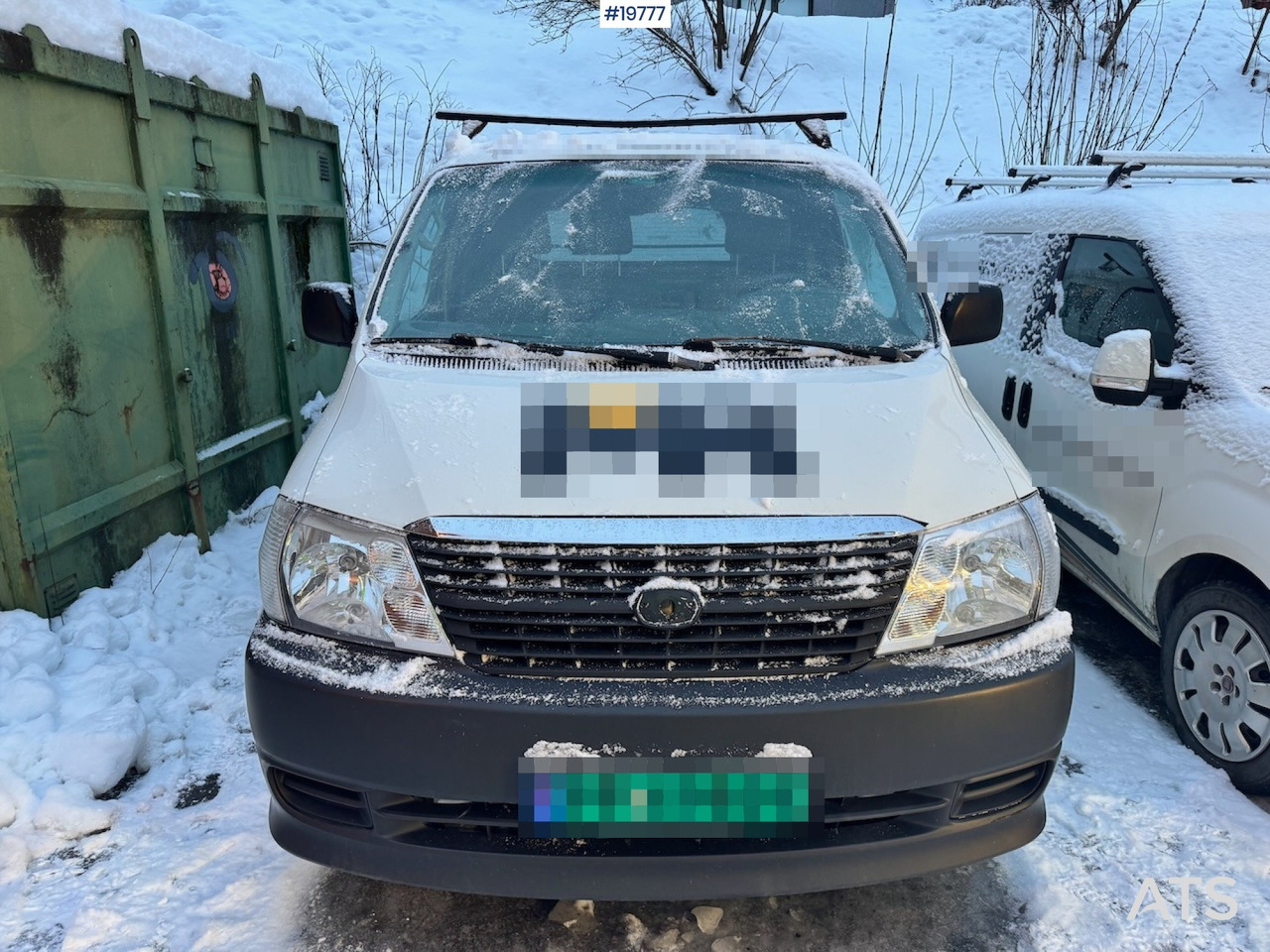 Toyota Hiace - Цельнометаллический фургон: фото 4 Toyota Hiace - Цельнометаллический фургон: фото 4