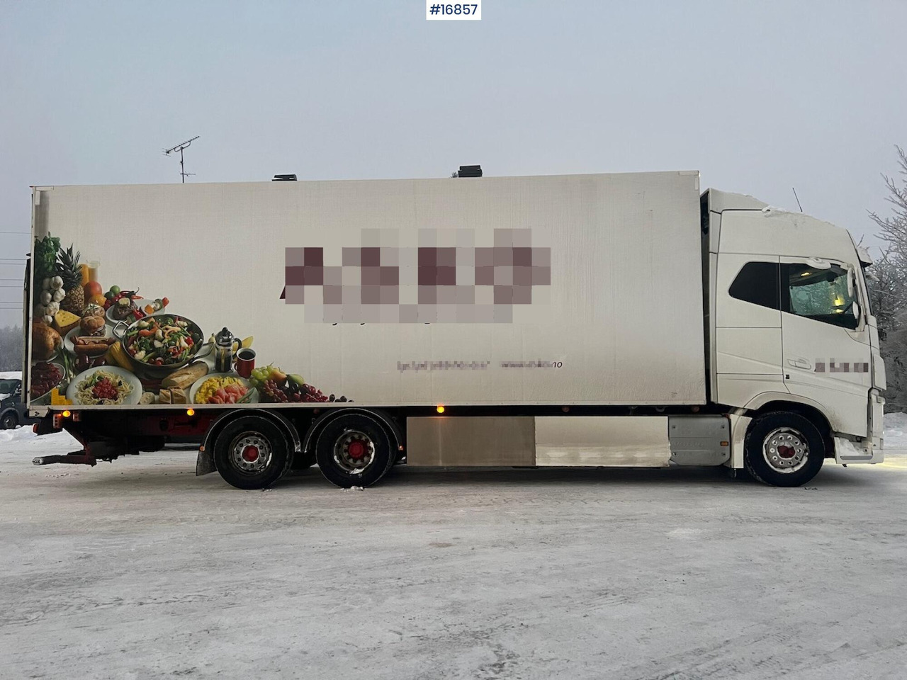 Volvo FH540 - Грузовик с закрытым кузовом: фото 3 Volvo FH540 - Грузовик с закрытым кузовом: фото 3
