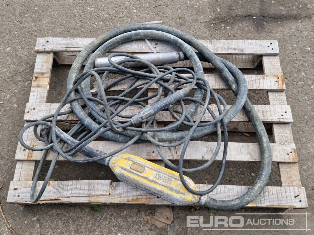 2012 Concrete Internal Vibrator - Асфальтоукладочная техника: фото 1 2012 Concrete Internal Vibrator - Асфальтоукладочная техника: фото 1