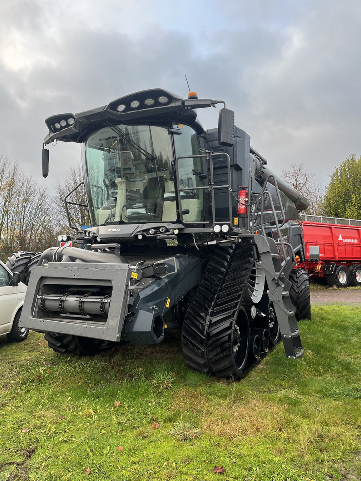 Fendt IDEAL 9T Gen3 - Зерноуборочный комбайн: фото 1 Fendt IDEAL 9T Gen3 - Зерноуборочный комбайн: фото 1