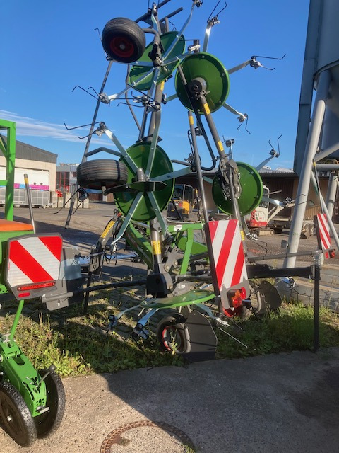 Fendt Lotus 770 - Сеноворошилка: фото 1 Fendt Lotus 770 - Сеноворошилка: фото 1