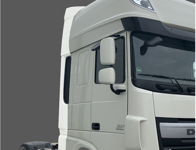DAF XF106 - XF 106 - Аэродинамика/ Спойлеры для Грузовиков: фото 1 DAF XF106 - XF 106 - Аэродинамика/ Спойлеры для Грузовиков: фото 1