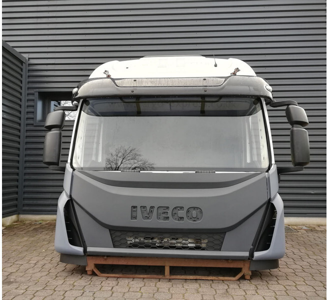 Iveco EUROCARGO Euro 6 - Кабина и интерьер для Грузовиков: фото 1 Iveco EUROCARGO Euro 6 - Кабина и интерьер для Грузовиков: фото 1