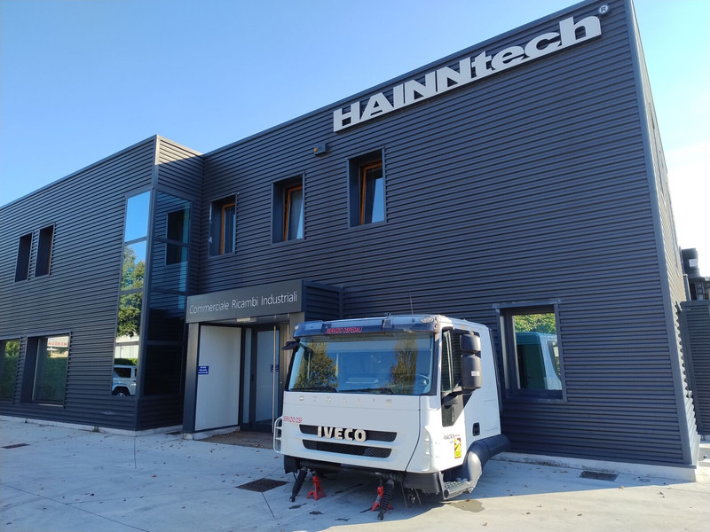 Iveco STRALIS AT - Кабина и интерьер для Грузовиков: фото 1 Iveco STRALIS AT - Кабина и интерьер для Грузовиков: фото 1