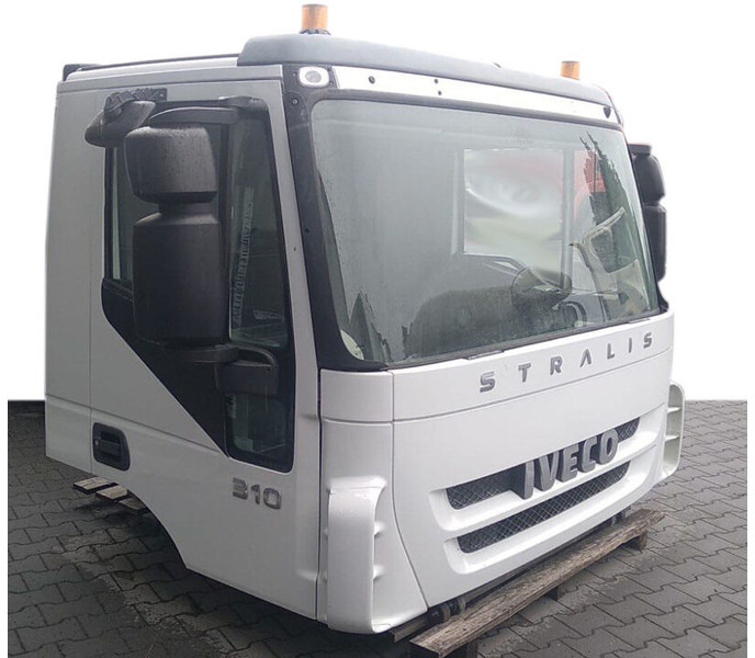 Iveco Stralis - Trakker - Кабина и интерьер для Грузовиков: фото 1