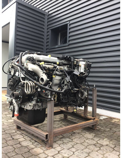 MAN D0834 180 hp - Двигатель для Грузовиков: фото 1