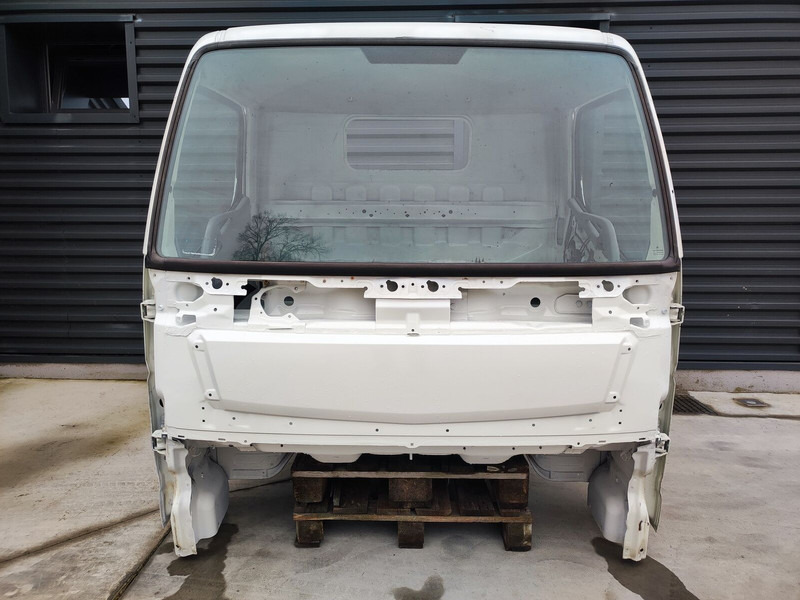 Mitsubishi Fuso CANTER S TYPE EURO 5 EURO 6 MODEL - Кабина и интерьер для Грузовиков: фото 1 Mitsubishi Fuso CANTER S TYPE EURO 5 EURO 6 MODEL - Кабина и интерьер для Грузовиков: фото 1